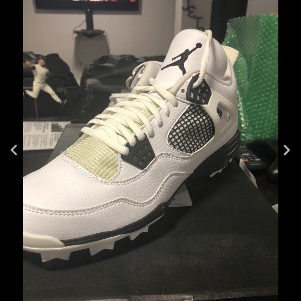 Jordan Baseball Cleats - image 2